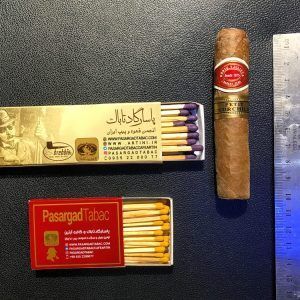 سیگار برگ کوبایی رومئو و ژولیت ROMEO Y JULIETA PETIT CHURCHILL DESDE 1875
