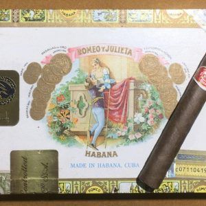 ‌‌‎سیگاربرگ کوبایی Romeo Y Julieta Tres Petit Coronas